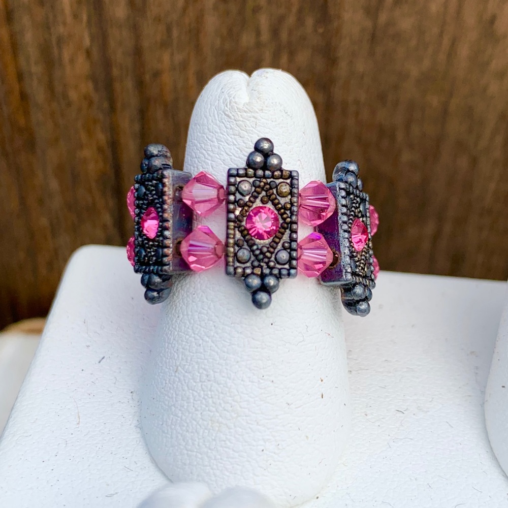 Swarovski Chrystal 2 band Ring, fits all sizes!